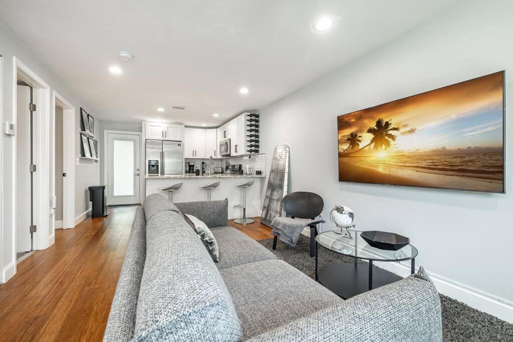 Grand Oaks Terminal In The Heights Appartement Tampa Buitenkant foto